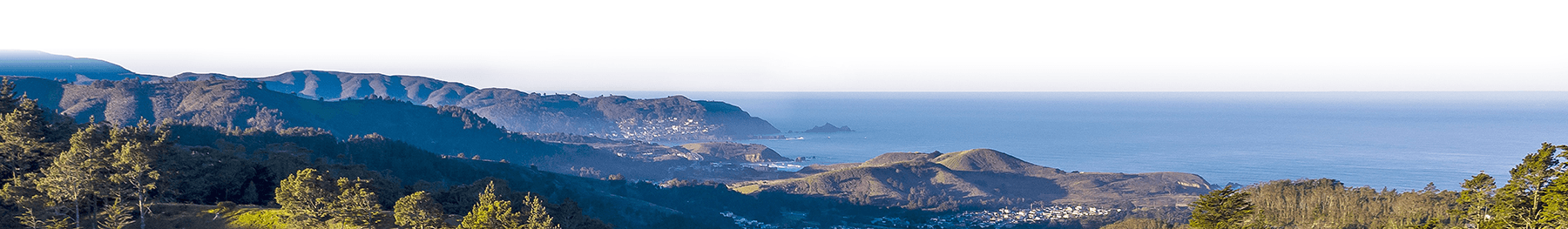 Aerial view of Skyline College campus and the ocean view